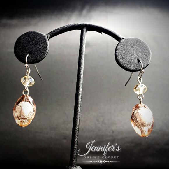 3/$25 Silver Tone Fishhook with Clear & Peach Beaded Dangle Earrings - Picture 4 of 7